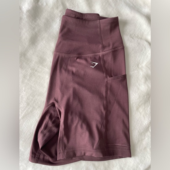 Gymshark Pocket Shorts - Picture 4 of 7